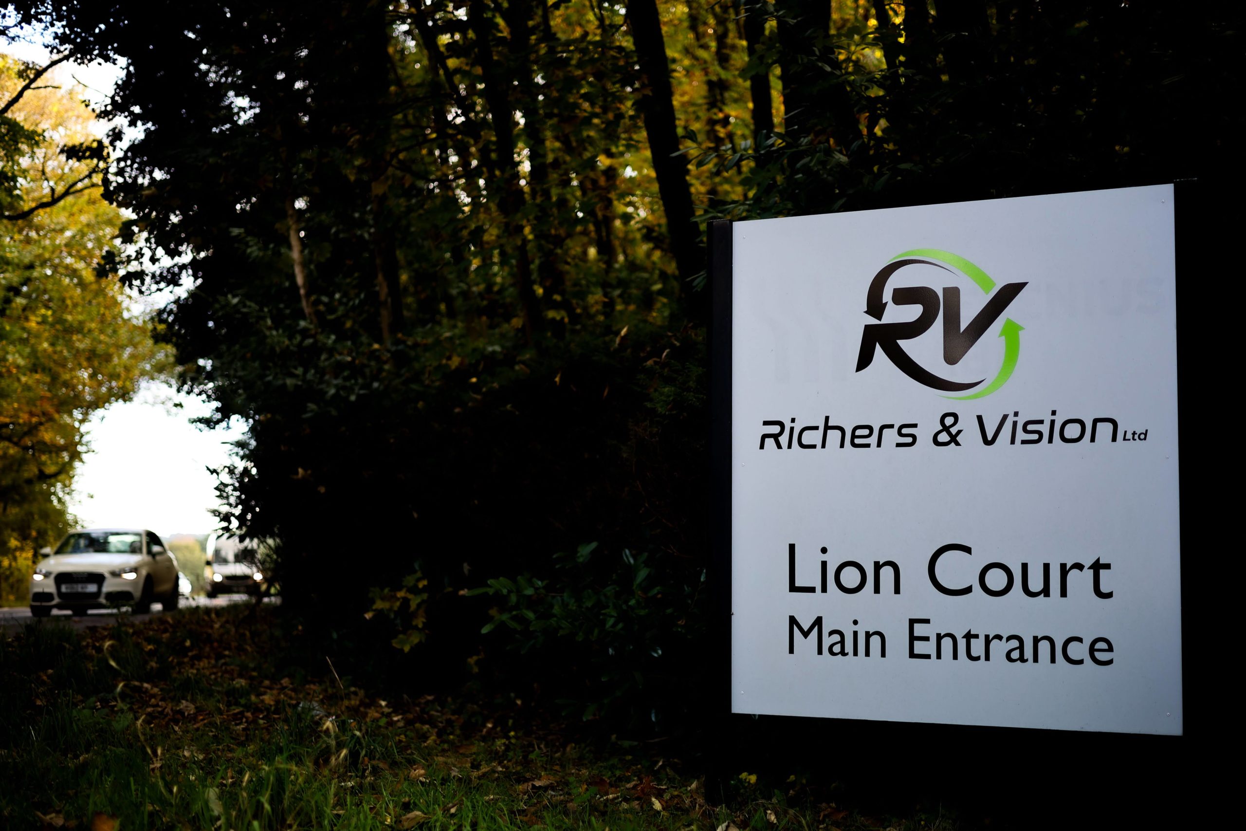 WELCOME TO RICHERS AND VISION